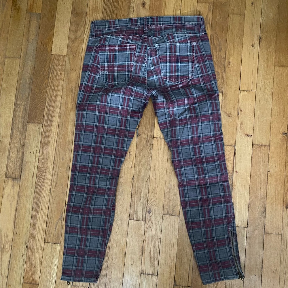 Current/Elliott The Soho Zip Stiletto Plaid Jeans 29 with Zipper Details